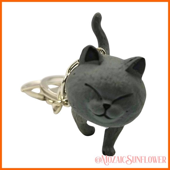 Cat Keychain Clip 3 Dimensional Articulating Head Turns 180 Degrees - Picture 3 of 5